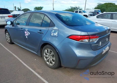 2022 Toyota Corolla Le z USA, uszkodzony, nr VIN JTDEPMAE4NJ207771